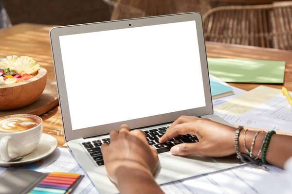 Create posters and illustrations for events or campaigns with MyImageGPT